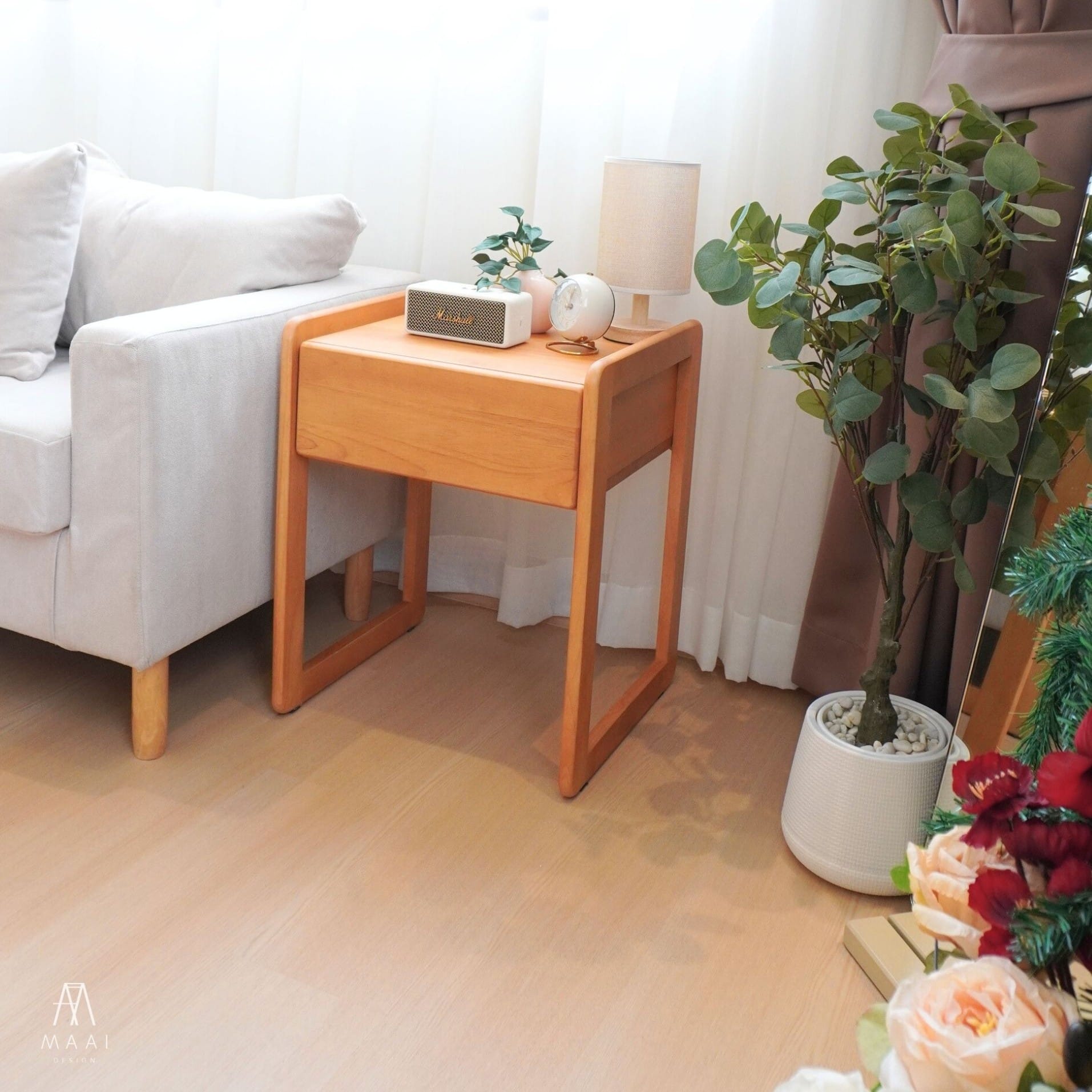 ตู้ลิ้นชักข้างเตียงไม้ยางพารา MAAI DESIGN รุ่น UCHU SIDE TABLE สีโอ๊ค_6