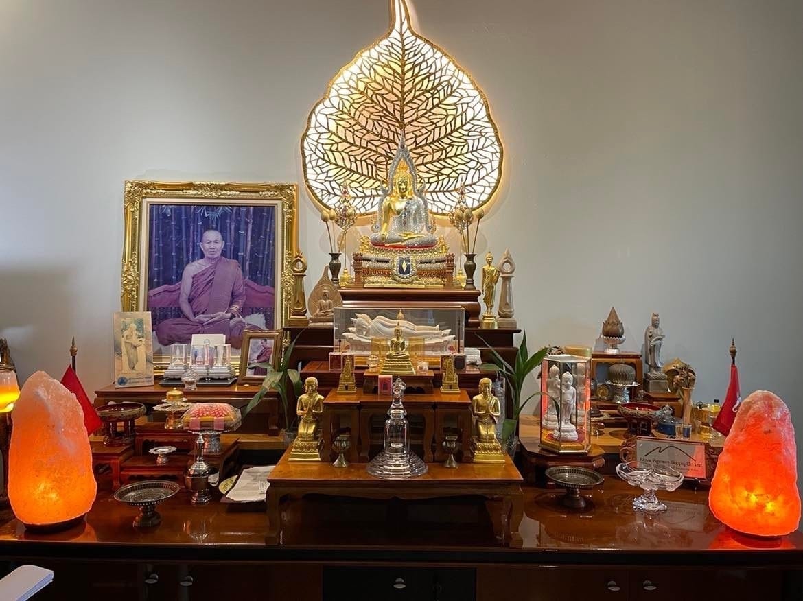 ของตกแต่งบ้าน อินทรักษ์ ใบโพธิ์ฉลุปิดทอง ใหญ่ ขนาด 80X110X2.5 ซม แฮนด์เมด_2