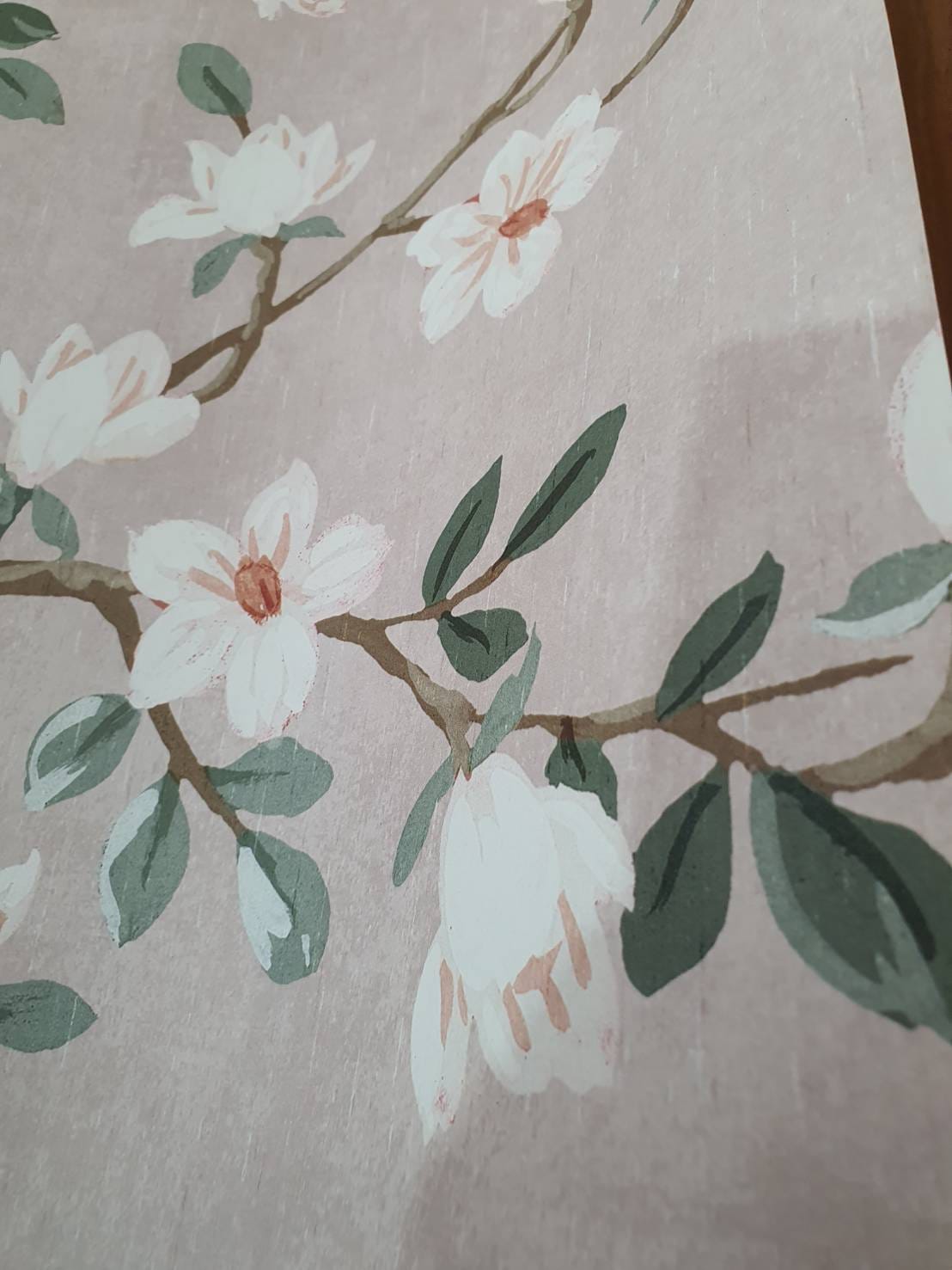 วอลเปเปอร์ OWLS WALLPAPERS ลาย MAGNOLIA GARDEN ขนาด 1.47 X 3.09 เมตร_4