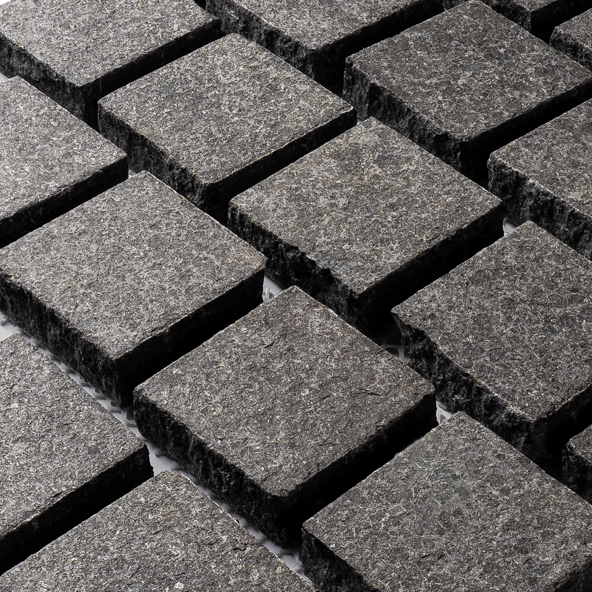 หินลูกเต๋าปูพื้น COBBLESTONE แบบแผ่นสำเร็จ MODERN DECOR รุ่นซิมพลี ผิวพ่นไฟ ข้างตัดธรรมชาติ 50X55X3 ซม. หินธรรมชาติแกรนิตสีดำ ลายเรียงสลับ_6