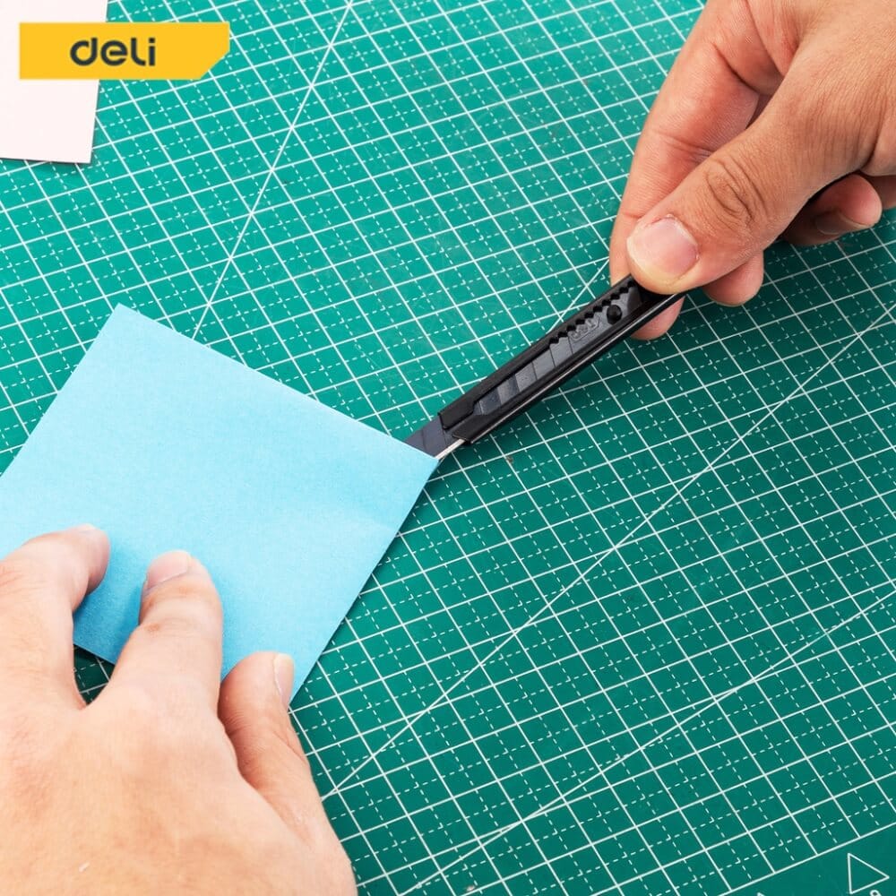 คัตเตอร์ DELI EDL007B-BK-01 สีดำ_3