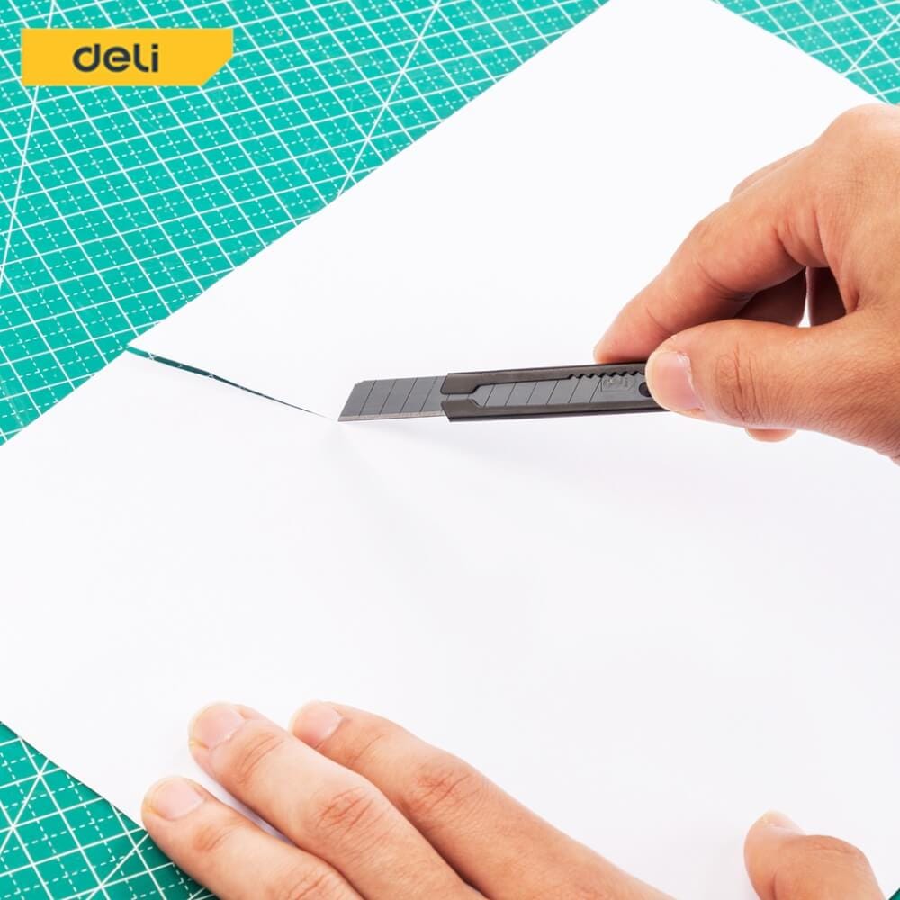 คัตเตอร์ DELI EDL007B-BK-01 สีดำ_5