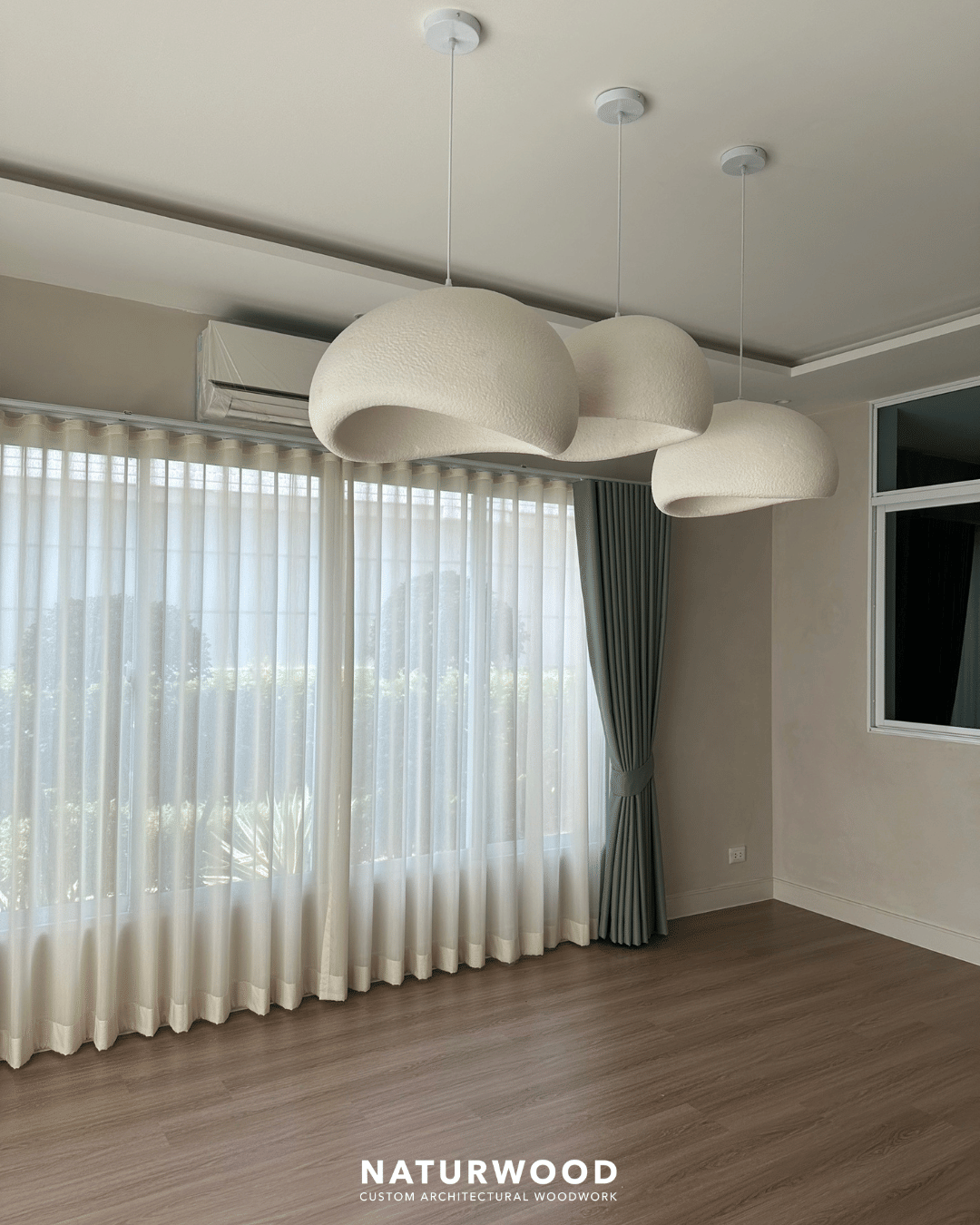 พื้น SPC คลิกล็อค พร้อมโฟม IXPE NATURWOOD หนา 5 มม. สี NATURAL OAK 02 (กล่อง 10 แผ่น ปูได้ 2.23 ตร.ม.)_5