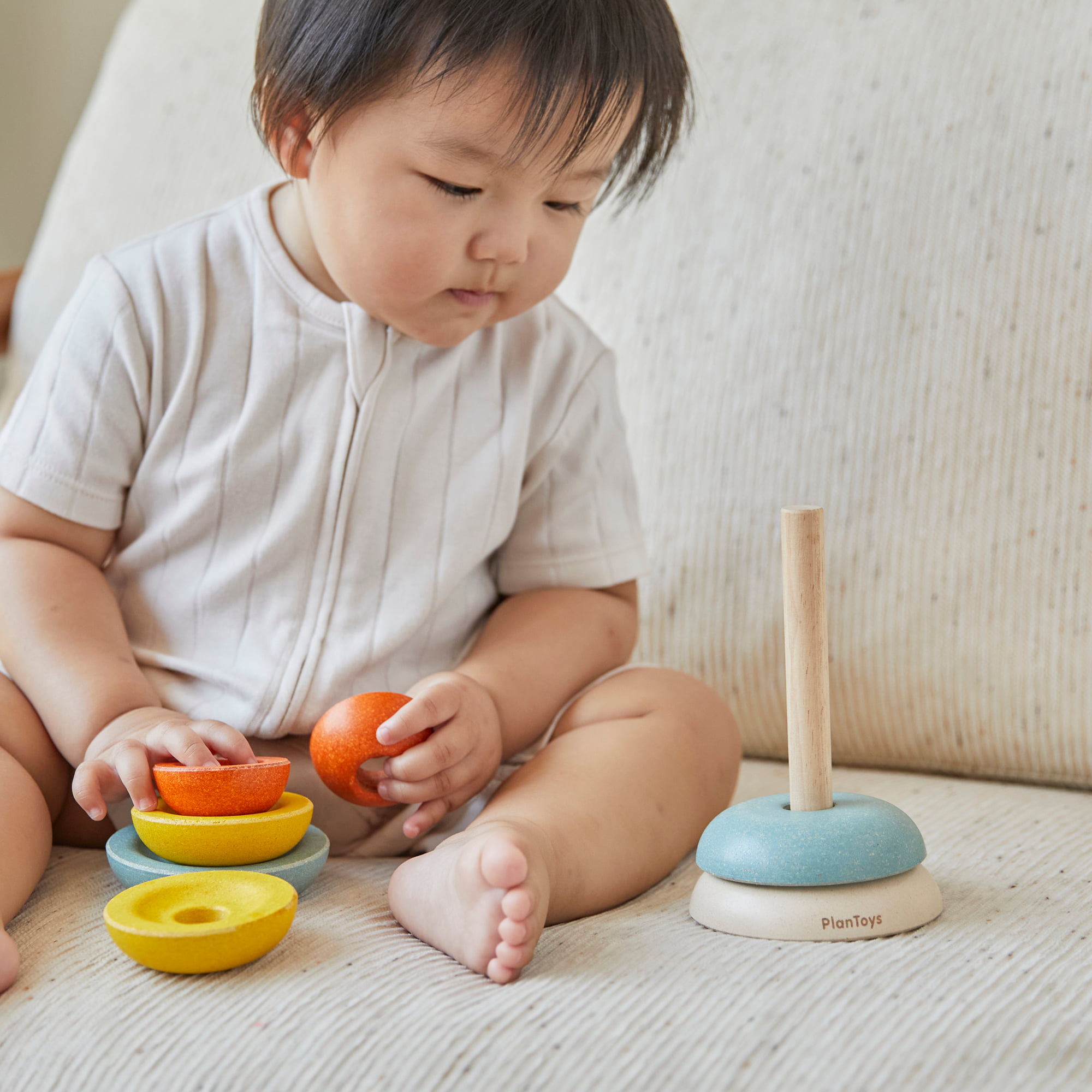ชุดของเล่นไม้ PLANTOYS วงแหวนเรียงซ้อน - ถ้วย สำหรับเด็กอายุ 12 เดือนขึ้นไป_5