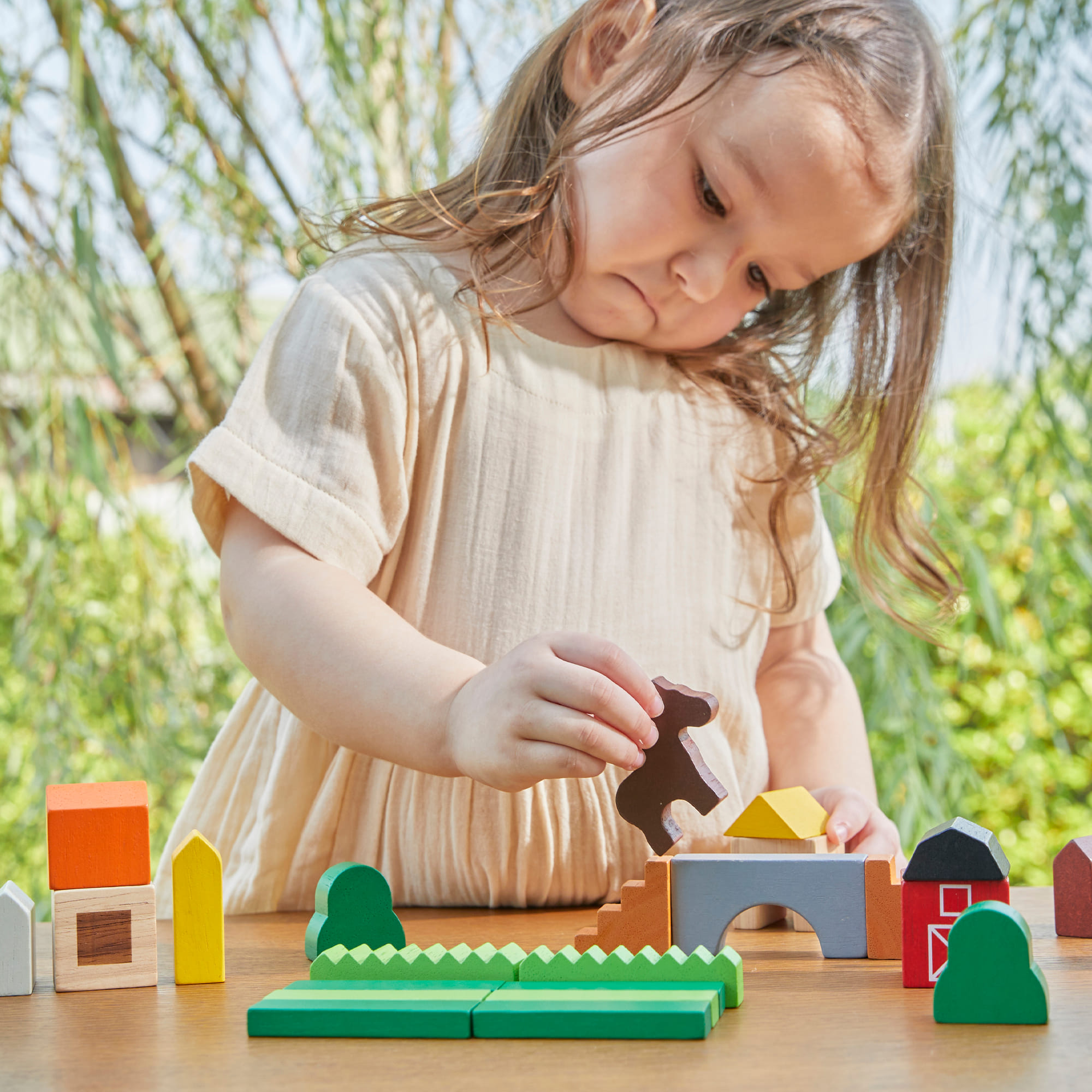 ชุดของเล่นไม้ PLANTOYS ชุดบล็อกบ้านชนบท สำหรับเด็กอายุ 18 เดือนขึ้นไป_3