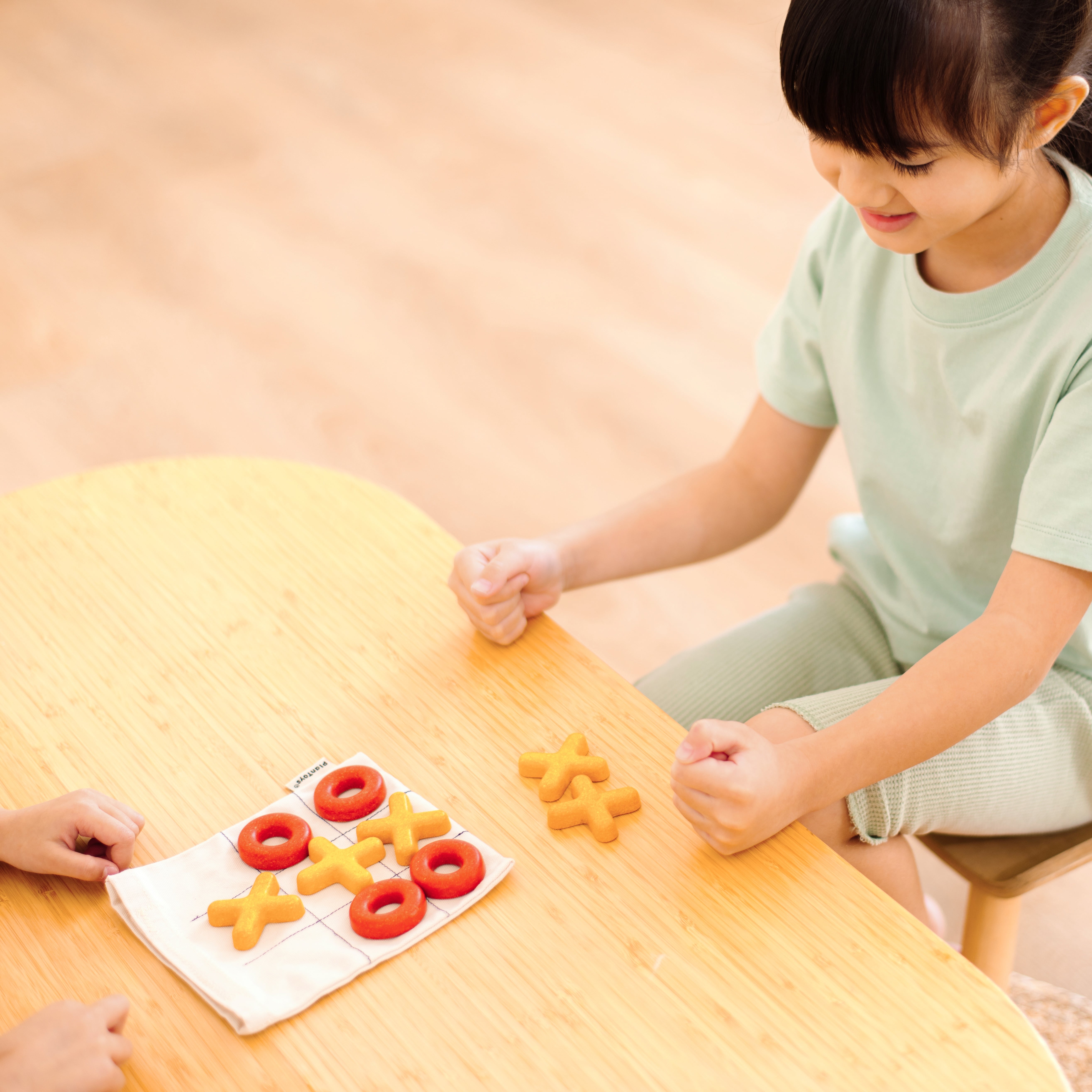 ชุดของเล่นไม้ PLANTOYS เกมโอเอ็กซ์ สำหรับเด็กอายุ 3 ปีขึ้นไป_3