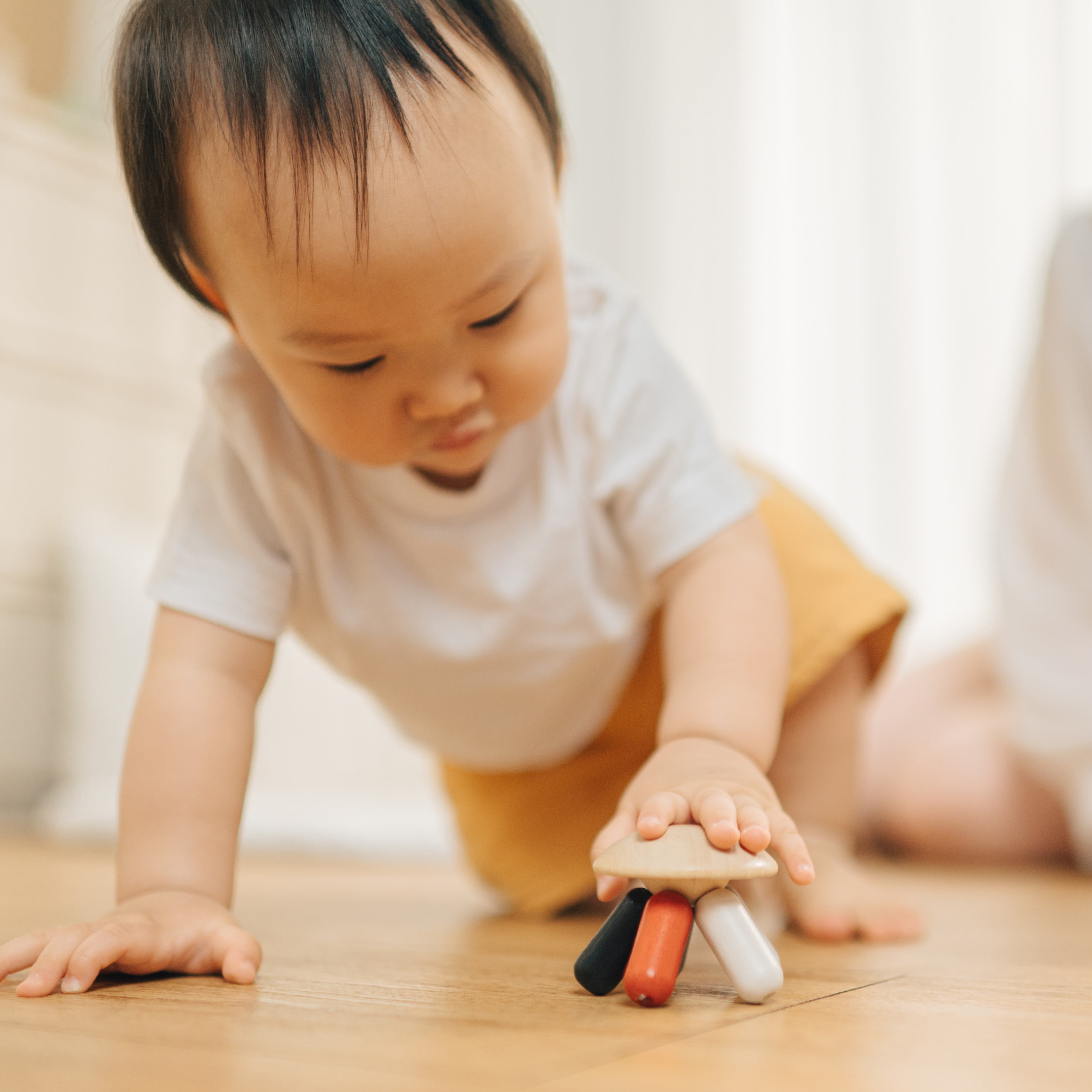ชุดของเล่นไม้ PLANTOYS แมงกระพรุนฝึกบีบ-ไฮคอนทราสต์ สำหรับเด็กอายุ 3 เดือนขึ้นไป_3