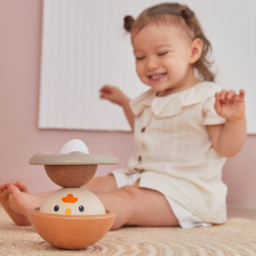 ชุดของเล่นไม้ PLANTOYS แม่ไก่เรียงซ้อน - สีโมเดิร์นรัสติก สำหรับเด็กอายุ 12 เดือนขึ้นไป_3