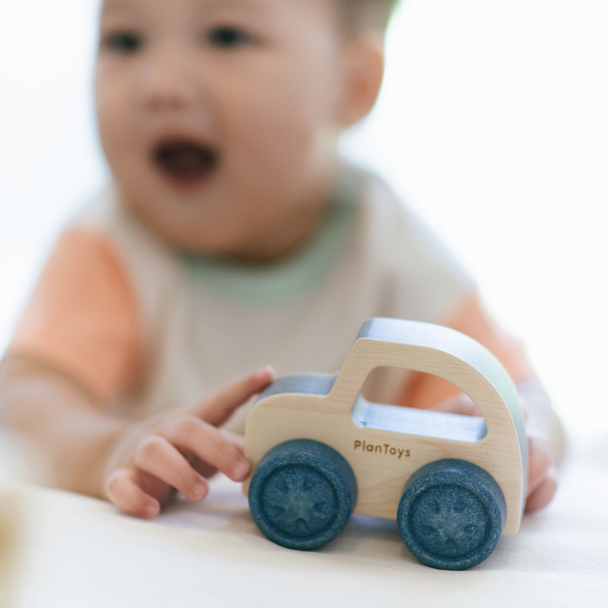 ชุดของเล่นไม้ PLANTOYS รถไฟฟ้าทิมเบอร์เทรล สำหรับเด็กอายุ 6 เดือนขึ้นไป_4