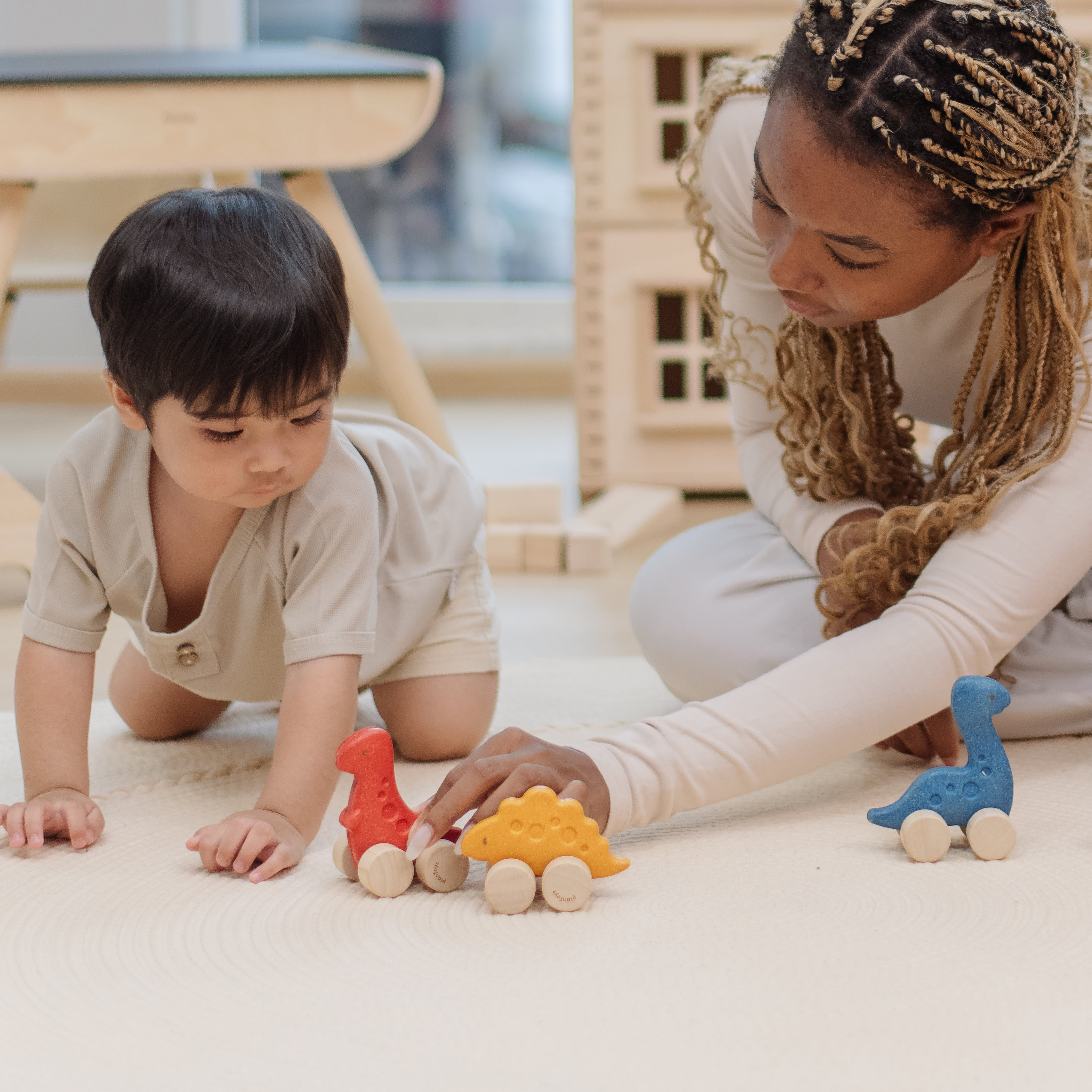 ชุดของเล่นไม้ PLANTOYS รถไดโนเสาร์ทีเร็กซ์ สำหรับเด็กอายุ 12 เดือนขึ้นไป_3