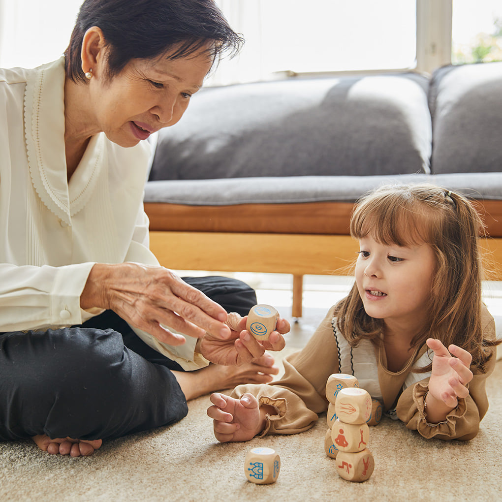 ชุดของเล่นไม้ PLANTOYS เกมลูกเต๋าเล่าเรื่อง สำหรับเด็กอายุ  3-99 ปี_3